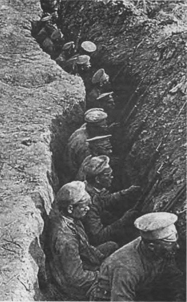 Иллюстрация к книге — &quot;Пушечное мясо&quot; Первой мировой. Пехота в бою [i_155.jpg]