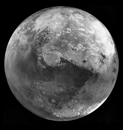 Иллюстрация к книге — Тайны пришельцев [i_015.jpg]