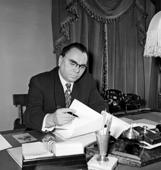 Иллюстрация к книге — Тайны пришельцев [i_022.jpg]