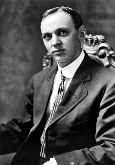 Иллюстрация к книге — Тайны пришельцев [i_034.jpg]