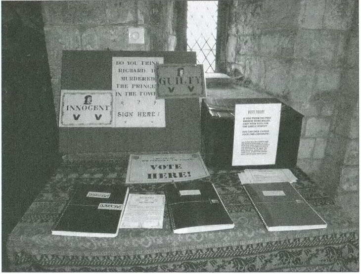 Иллюстрация к книге — Ричард III и его время. Роковой король эпохи Войн Роз [i_019.jpg]