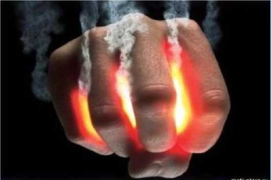 Иллюстрация к книге — Бог никогда не моргает. 50 уроков, которые изменят твою жизнь [i_007.jpg]