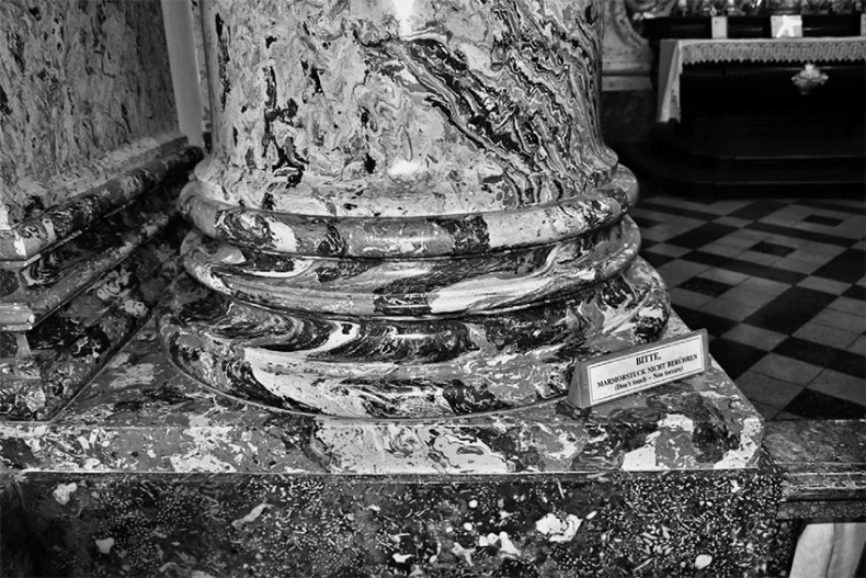 Иллюстрация к книге — Чудо света на Руси под Казанью. Как было на самом деле [i_303.jpg]