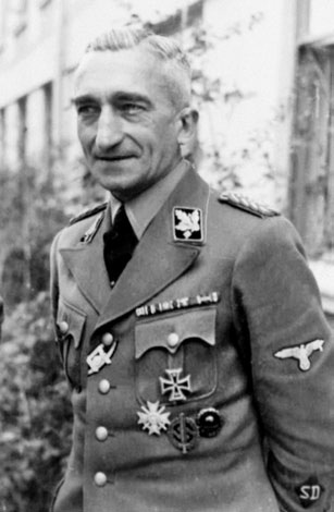 Иллюстрация к книге — НКВД и СМЕРШ против Абвера и РСХА [i_025.jpg]