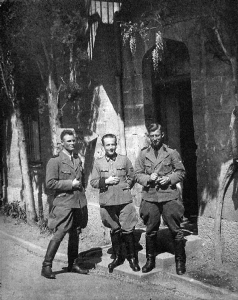 Иллюстрация к книге — НКВД и СМЕРШ против Абвера и РСХА [i_034.jpg]