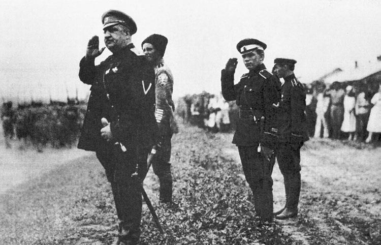 Иллюстрация к книге — Россия в огне Гражданской войны: подлинная история самой страшной братоубийственной войны [i_011.jpg]