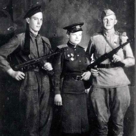 Иллюстрация к книге — Гид по истории России. Герои Великой Отечественной [_41.jpg]