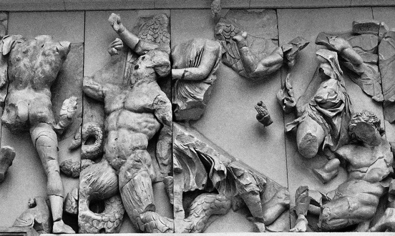 Иллюстрация к книге — Как было на самом деле. Последний путь святого семейства [a9rroz3py_l7hi0j_nw.jpg]