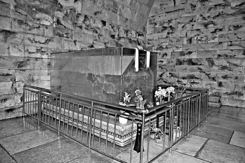 Иллюстрация к книге — Как было на самом деле. Последний путь святого семейства [i_104.jpg]