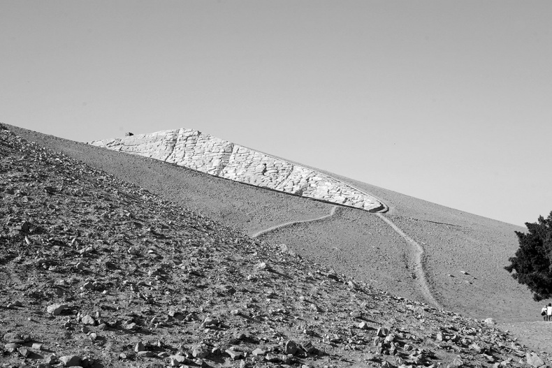 Иллюстрация к книге — Как было на самом деле. Последний путь святого семейства [i_209.jpg]