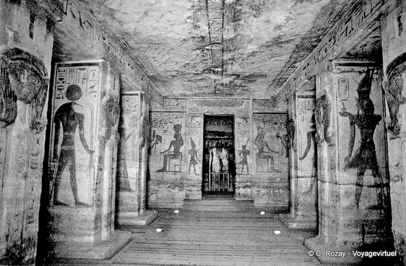 Иллюстрация к книге — Как было на самом деле. Последний путь святого семейства [i_217.jpg]