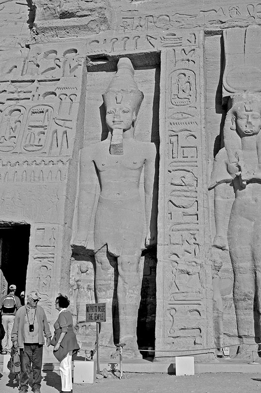 Иллюстрация к книге — Как было на самом деле. Последний путь святого семейства [i_258.jpg]