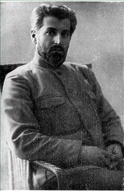 Иллюстрация к книге — Лаврентий Берия. Кровавый прагматик [i_023.jpg]