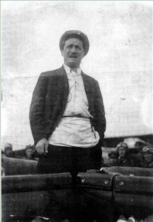 Иллюстрация к книге — Лаврентий Берия. Кровавый прагматик [i_043.jpg]