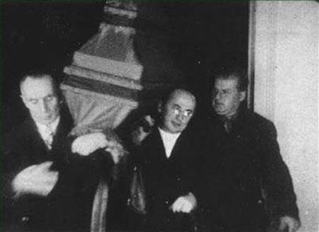 Иллюстрация к книге — Лаврентий Берия. Кровавый прагматик [i_044.jpg]