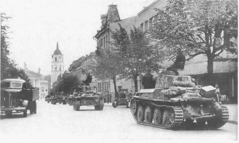 Иллюстрация к книге — Прибалтика. Война без правил (1939-1945) [i_010.jpg]