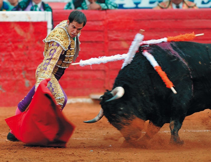 Иллюстрация к книге — Мост через бездну. Книга 1. Комментарий к античности [i_069.jpg]