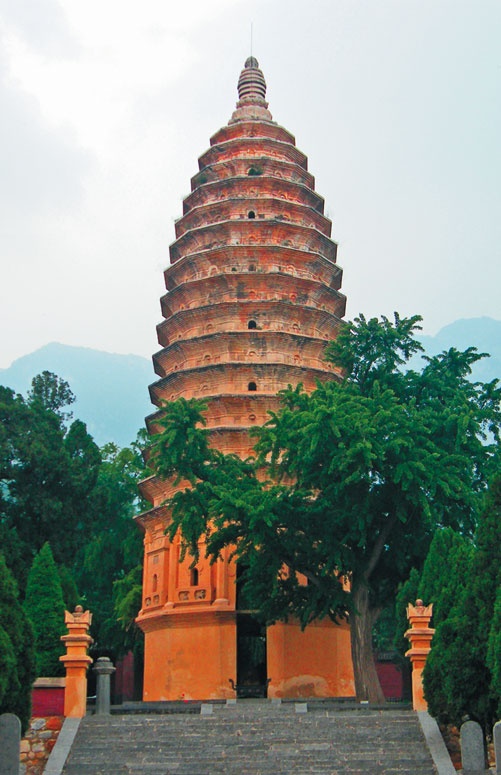 Иллюстрация к книге — Мост через бездну. Книга 1. Комментарий к античности [i_090.jpg]