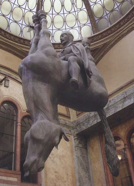 Иллюстрация к книге — Мост через бездну. Книга 4 [i_083.jpg]