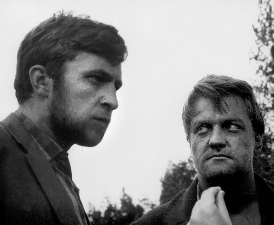 Иллюстрация к книге — Лопухи и лебеда [i_015.jpg]