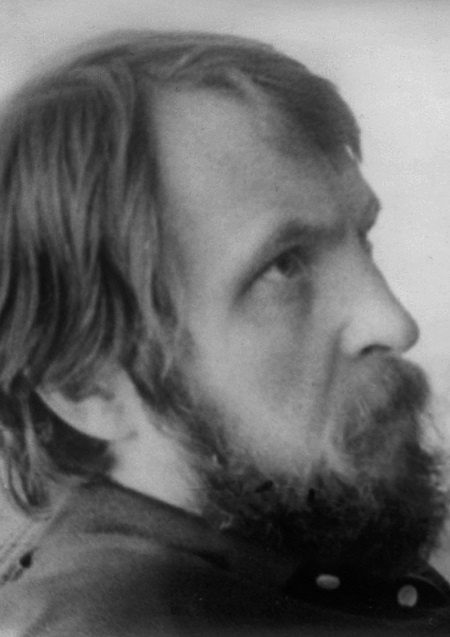 Иллюстрация к книге — Лопухи и лебеда [i_026.jpg]