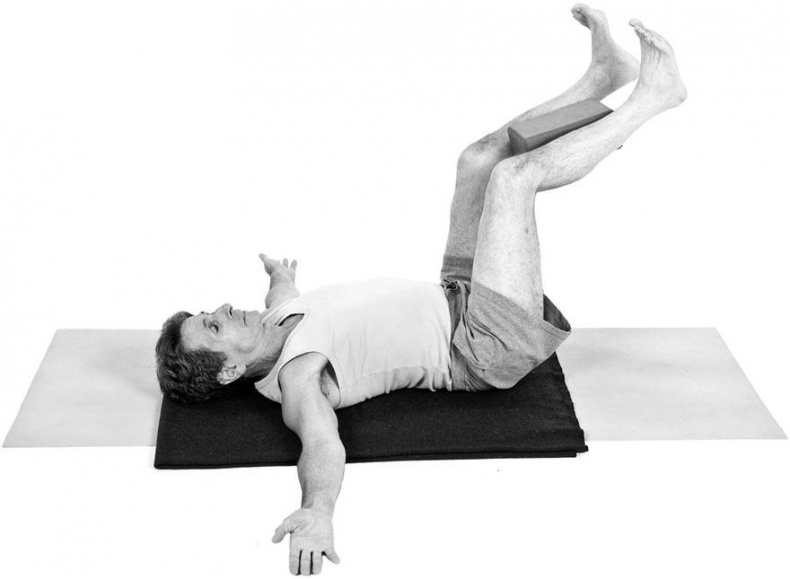 Иллюстрация к книге — Йога при остеопорозе [_80.jpg]