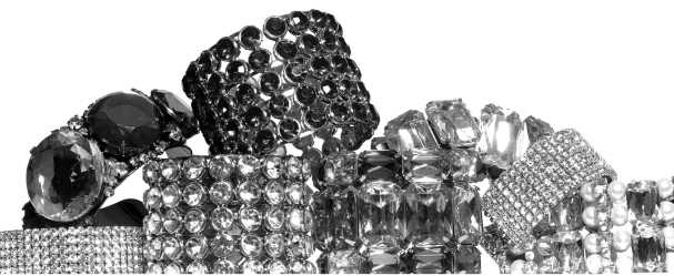 Иллюстрация к книге — Маленькие секреты идеального гардероба [i_043.jpg]