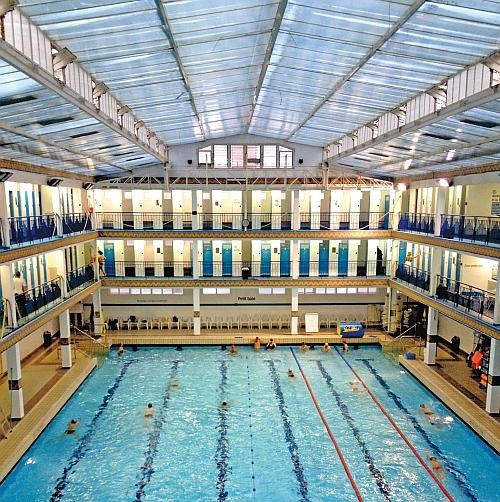 Иллюстрация к книге — Как почувствовать себя парижанкой, кем бы вы ни были [_81.jpg]