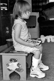 Иллюстрация к книге — Обучение моторным навыкам детей с ДЦП. Пособие для родителей и профессионалов [i_017.jpg]