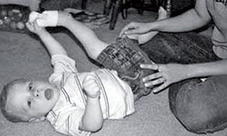 Иллюстрация к книге — Обучение моторным навыкам детей с ДЦП. Пособие для родителей и профессионалов [i_085.jpg]