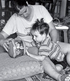 Иллюстрация к книге — Обучение моторным навыкам детей с ДЦП. Пособие для родителей и профессионалов [i_105.jpg]