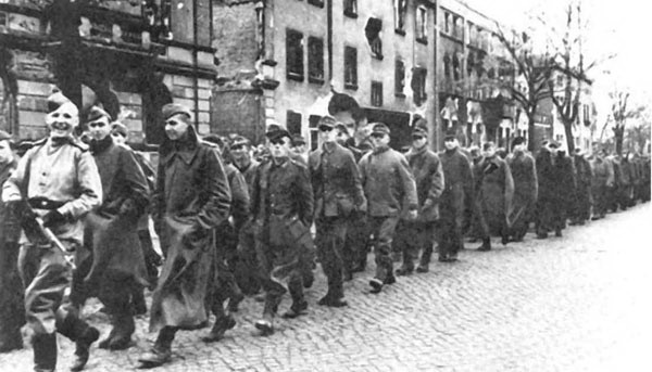 Иллюстрация к книге — Правда о штрафбатах. Как офицерский штрафбат дошел до Берлина [i_047.jpg]