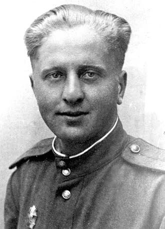 Иллюстрация к книге — Правда о штрафбатах. Как офицерский штрафбат дошел до Берлина [i_093.jpg]