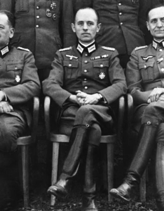 Иллюстрация к книге — Дорога на Берлин. "От победы к победе" [_006.jpg]