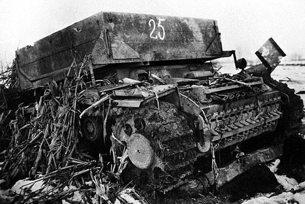 Иллюстрация к книге — Дорога на Берлин. "От победы к победе" [_093.jpg]