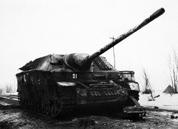 Иллюстрация к книге — Дорога на Берлин. "От победы к победе" [_120.jpg]