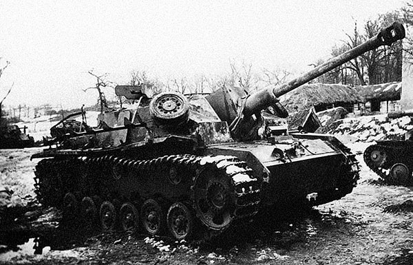 Иллюстрация к книге — Дорога на Берлин. "От победы к победе" [_141.jpg]