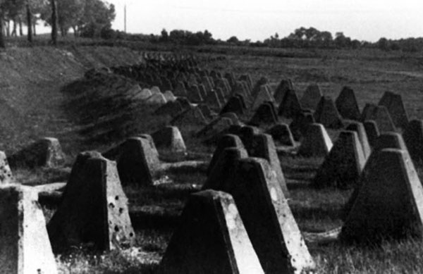 Иллюстрация к книге — Дорога на Берлин. "От победы к победе" [_234.jpg]