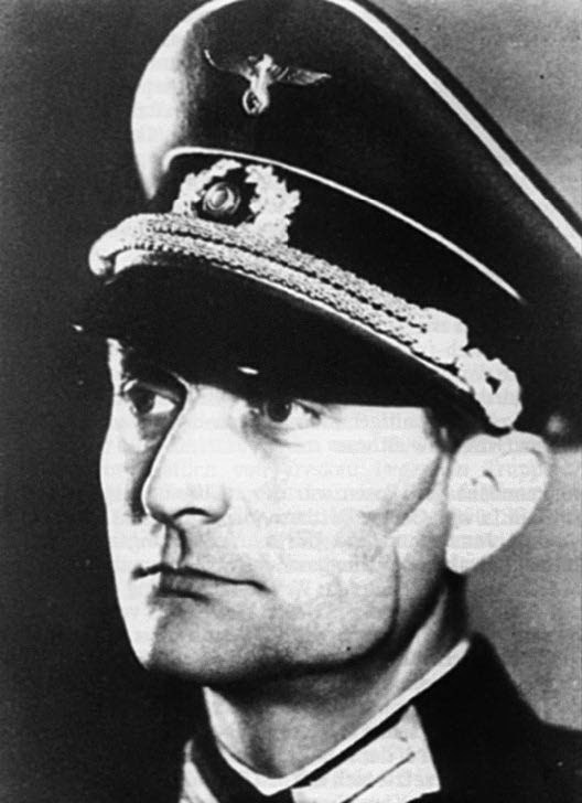 Иллюстрация к книге — Дорога на Берлин. "От победы к победе" [_275.jpg]