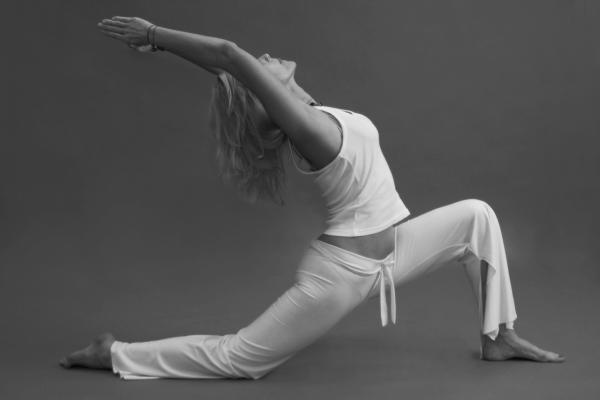 Иллюстрация к книге — Йога для стройности, здоровья и красоты [_10.jpg]