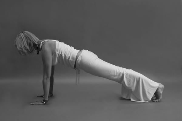 Иллюстрация к книге — Йога для стройности, здоровья и красоты [_49.jpg]