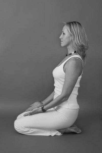 Иллюстрация к книге — Йога для стройности, здоровья и красоты [_70.jpg]