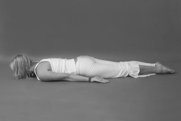 Иллюстрация к книге — Йога для стройности, здоровья и красоты [_74.jpg]