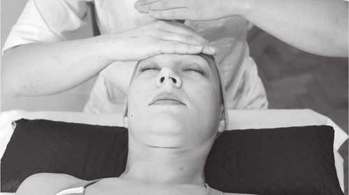 Иллюстрация к книге — Атлас. Практический массаж [i_078.jpg]