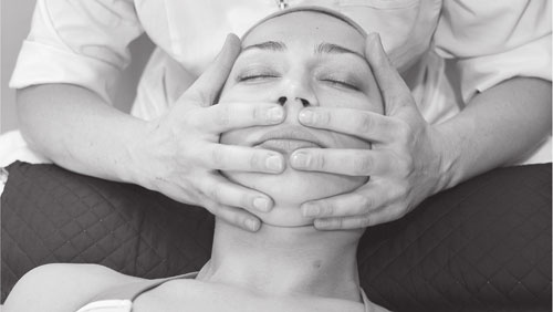 Иллюстрация к книге — Атлас. Практический массаж [i_080.jpg]