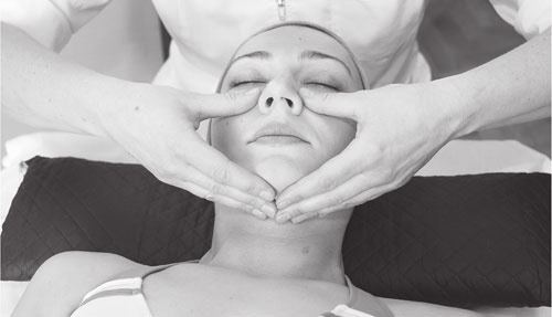 Иллюстрация к книге — Атлас. Практический массаж [i_083.jpg]