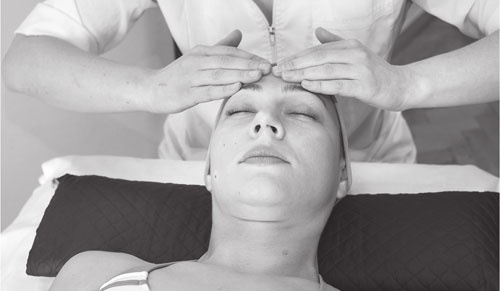 Иллюстрация к книге — Атлас. Практический массаж [i_084.jpg]