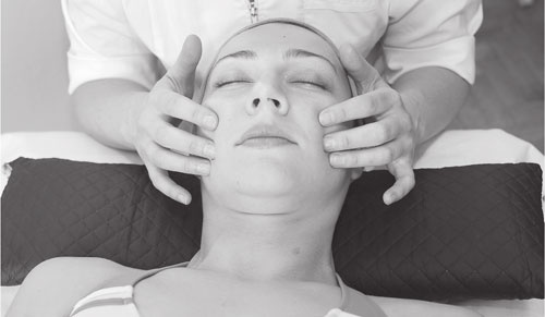 Иллюстрация к книге — Атлас. Практический массаж [i_085.jpg]