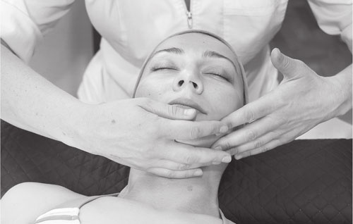 Иллюстрация к книге — Атлас. Практический массаж [i_103.jpg]