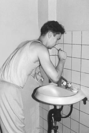 Иллюстрация к книге — Ария для спины. Авторская программа против боли в суставах [i_010.jpg]